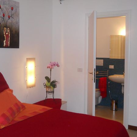 B&B Residenza Bianco Alle Grotte Di Castellana Castellana Grotte Room photo