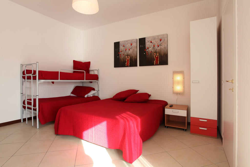 B&B Residenza Bianco Alle Grotte Di Castellana Castellana Grotte Room photo